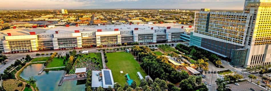 Is This Houston Area Cool? Discovery Green