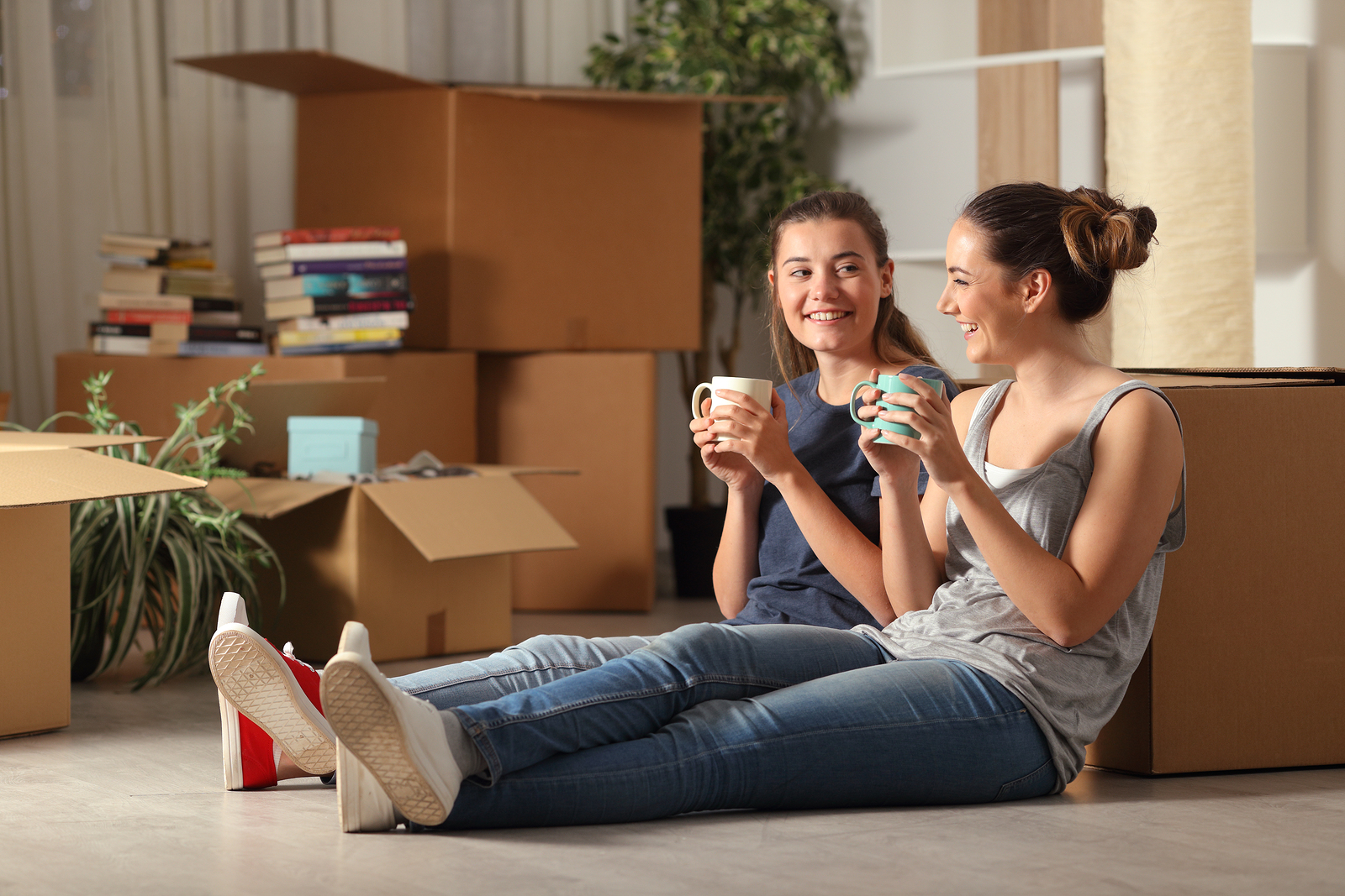 I Said YES To Having a Roommate in My New City - Texas Aggie Grad POV